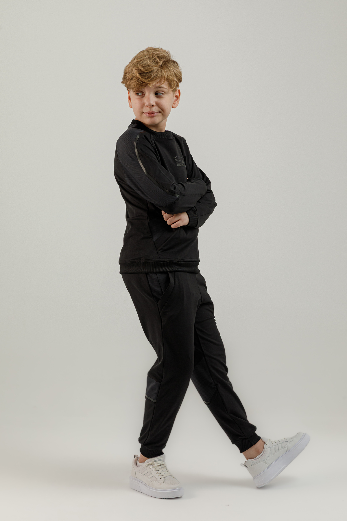 Sıfır Yaka Genç Çocuk (Erkek) Sweatshirt - 180005-M.01