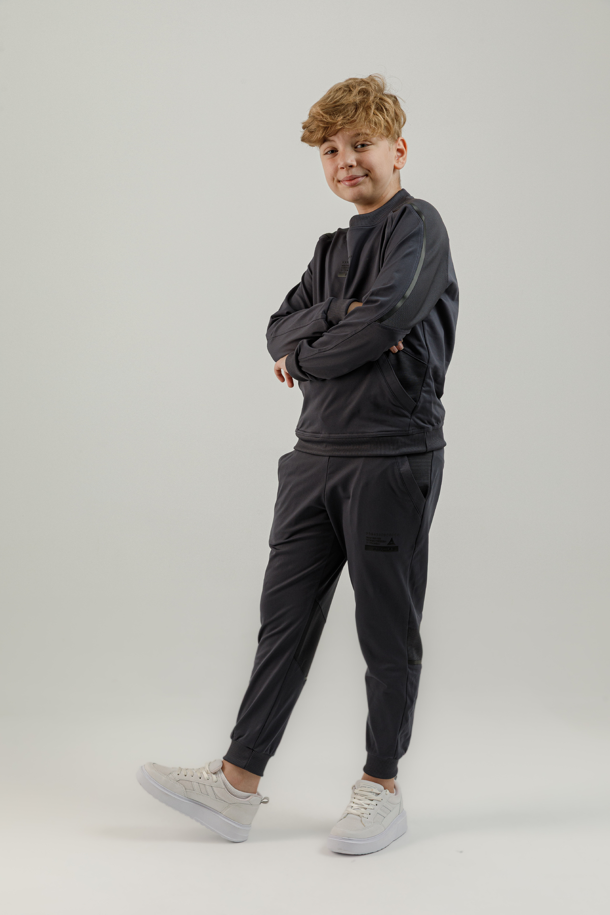 Sıfır Yaka Genç Çocuk (Erkek) Sweatshirt - 180005-M.01