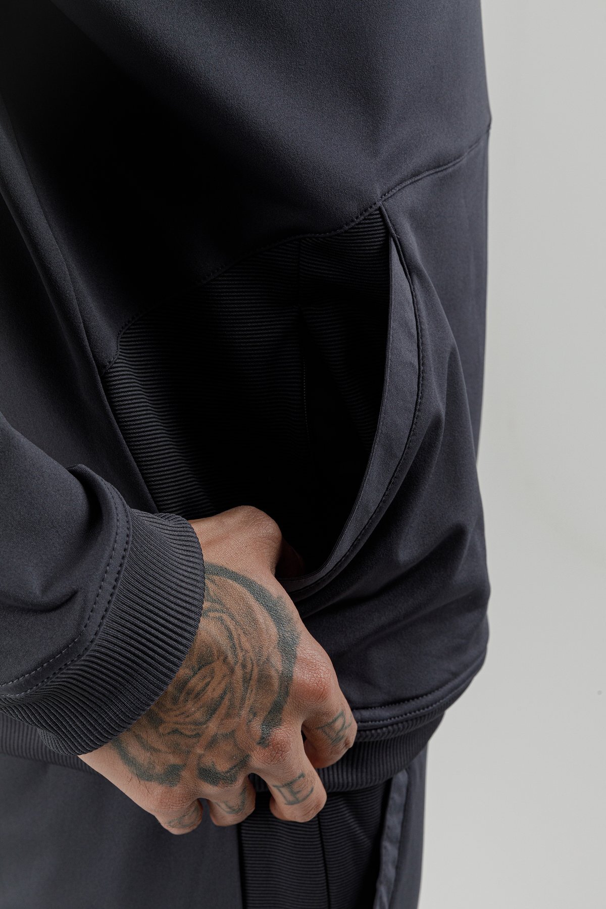 Sıfır Yaka Erkek Sweatshirt - 180003-M.02