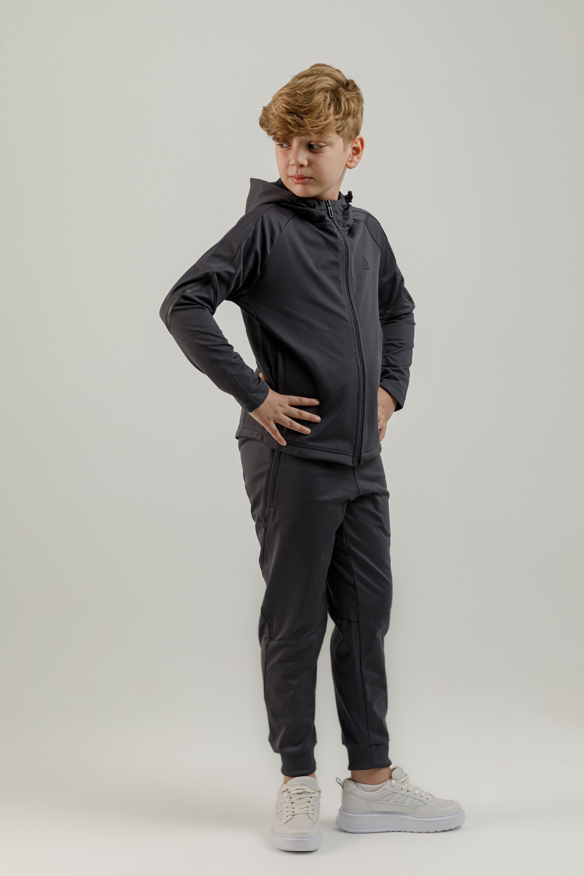 Tam Boy Fermuarlı Genç Çocuk (Erkek) Kapüşonlu Sweatshirt - 180009-M.01