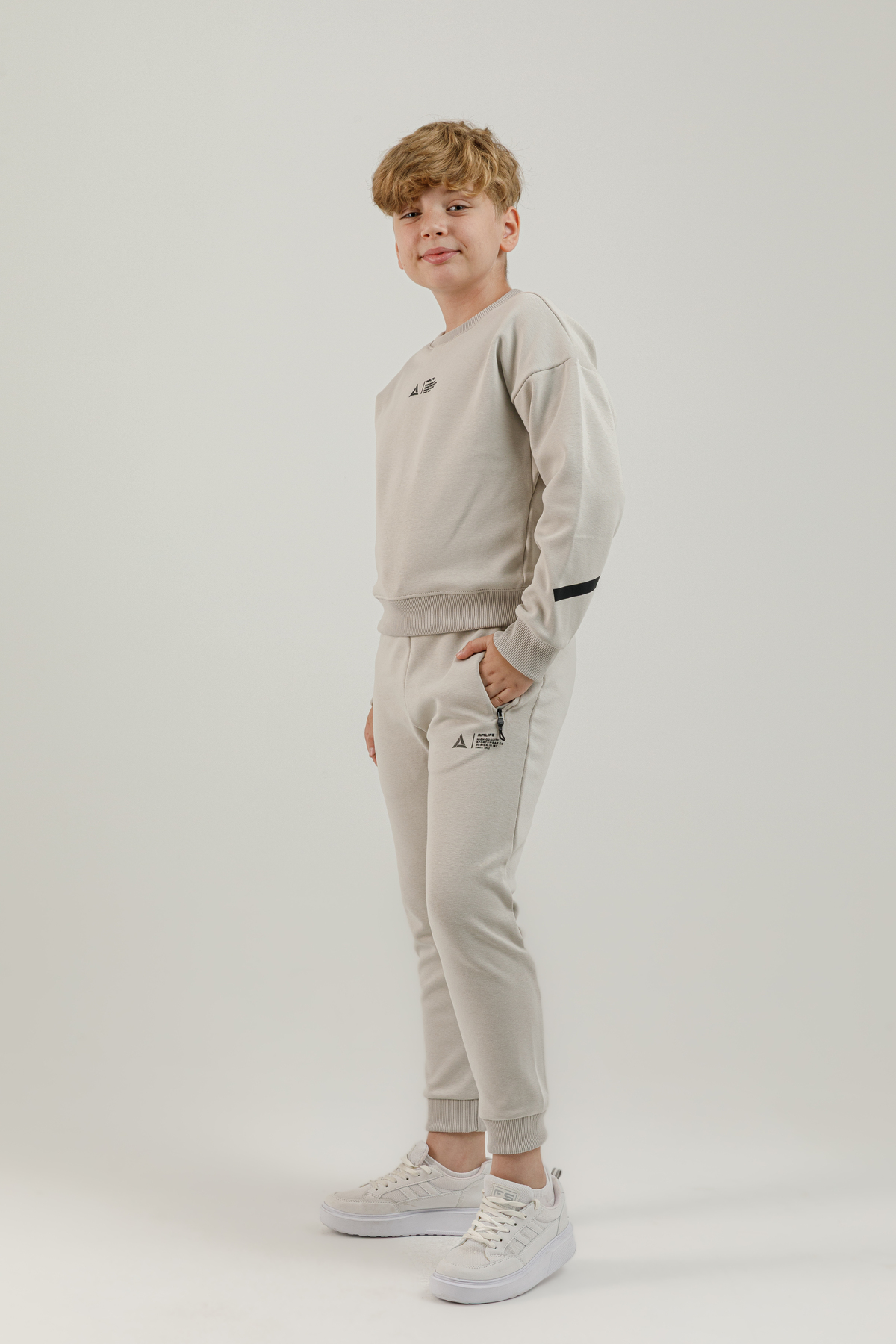 Sıfır Yaka Genç Çocuk Sweatshirt - 180013-U.01