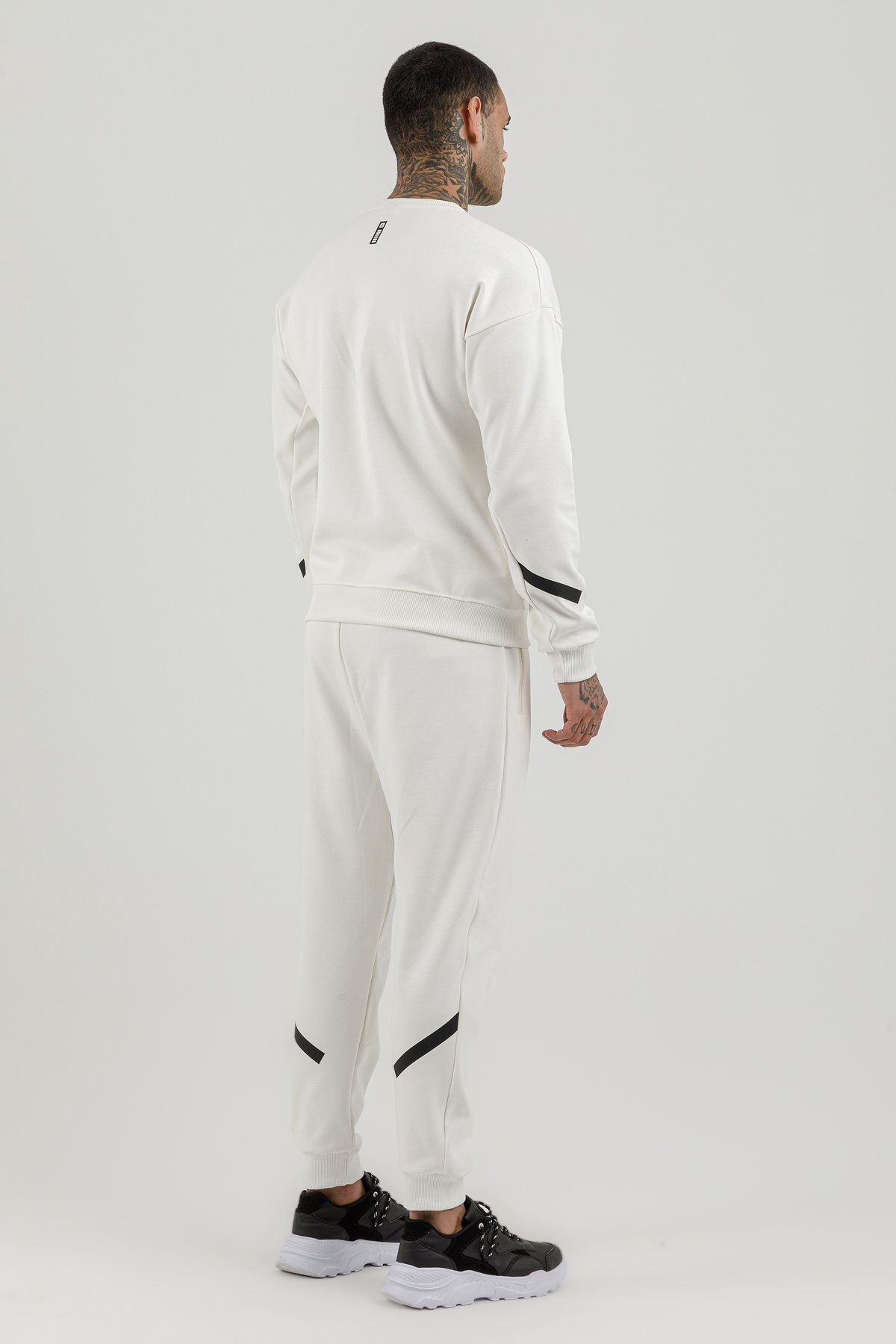 Sıfır Yaka Erkek Sweatshirt - 180011-M.02