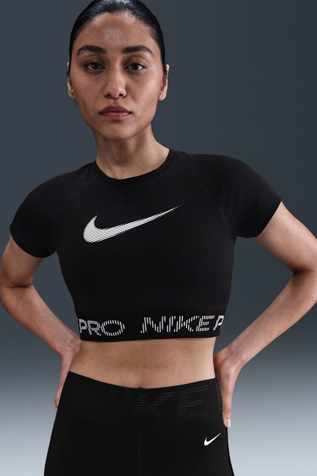 Nike Pro Dri-FIT Kadın Tişört