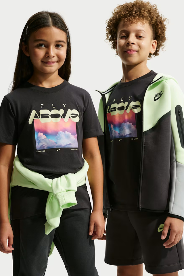 Nike Sportswear Fly Above Genç Çocuk Günlük Stil Kısa Kollu Tişört