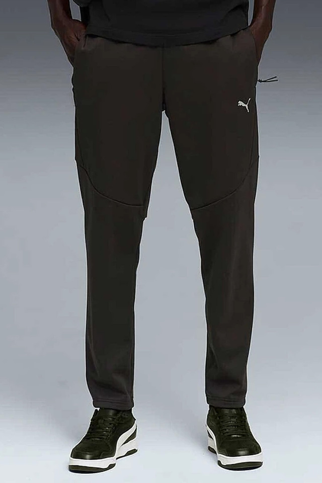 Erkek Düz Paça ve Fermuar Cepli Eşofman Altı