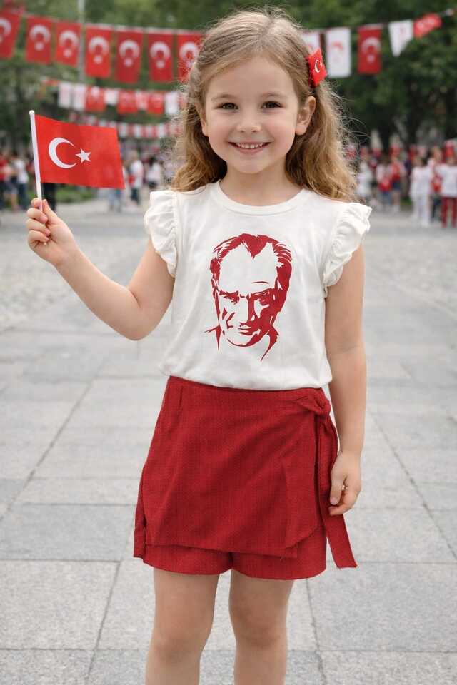 Atatürk Baskılı Sort Eteklı Kız Takım